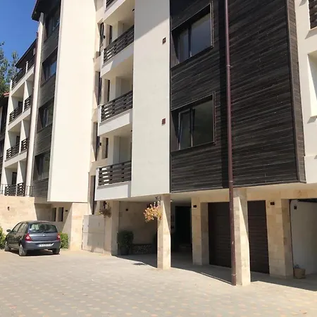 Borov Park 2 * Velingrad
